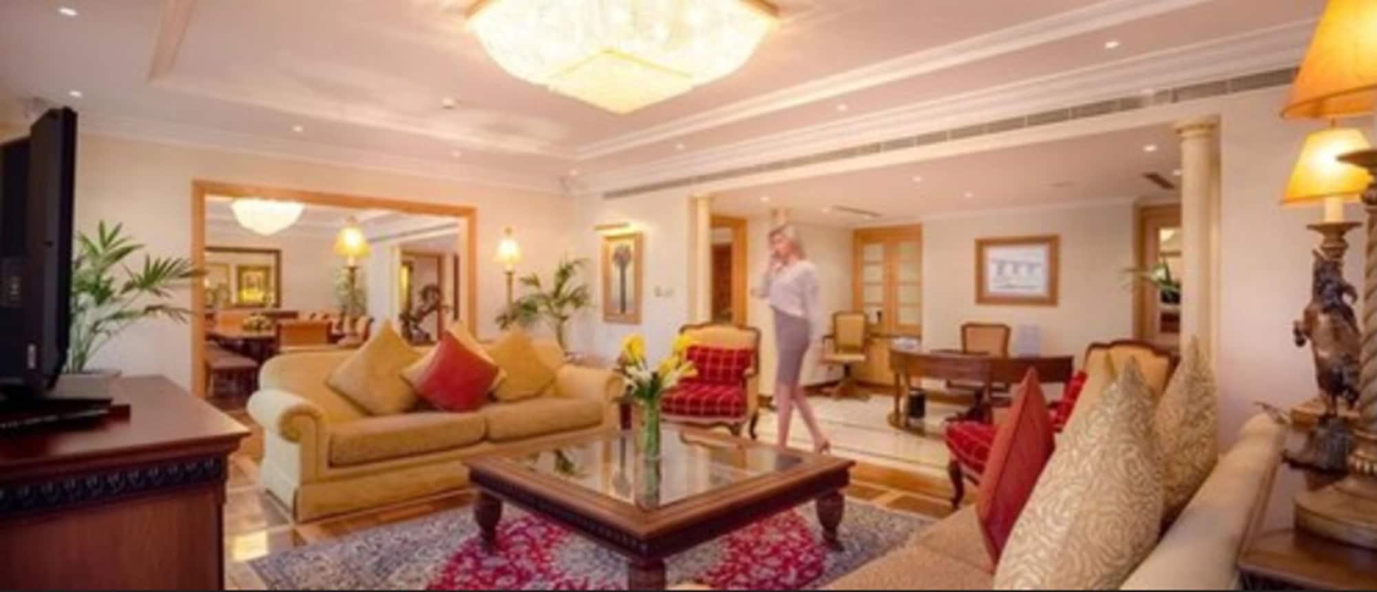 فندق كورنيش 5*